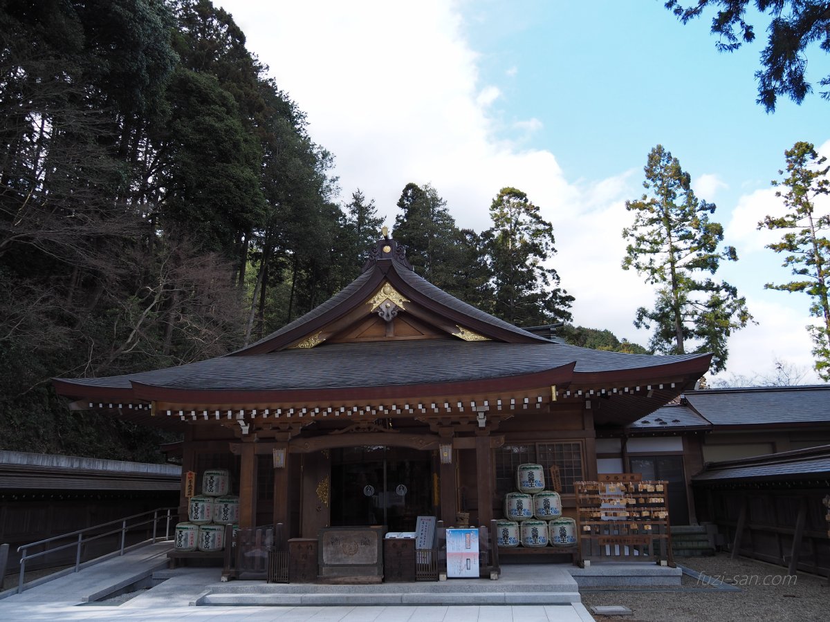 クリックで拡大表示<高麗神社>
